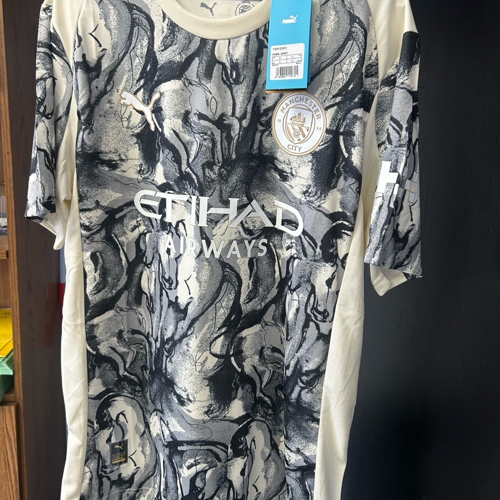 Puma Manchester City Black and Cream Marble Print Jersey